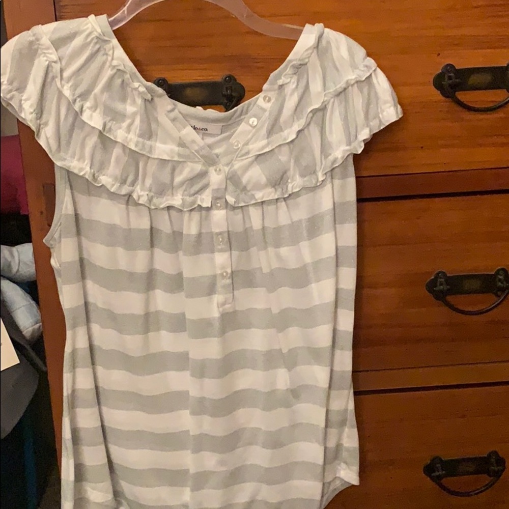 Button up sleeveless blouse
